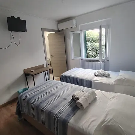 Torresi 2 Pensjonat Ankona